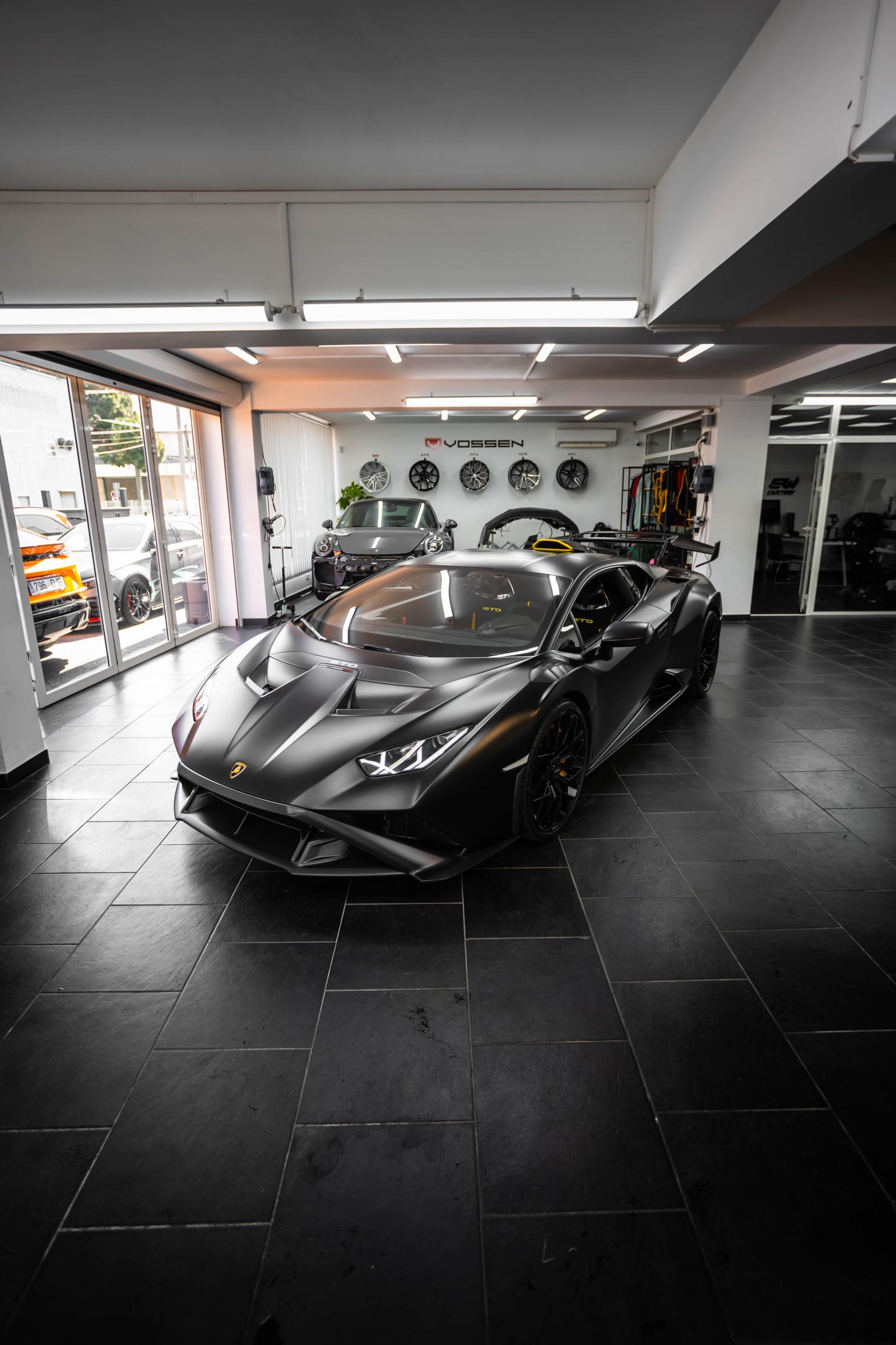 Lamborghini Huracan STO - PPF brillant près de Monaco